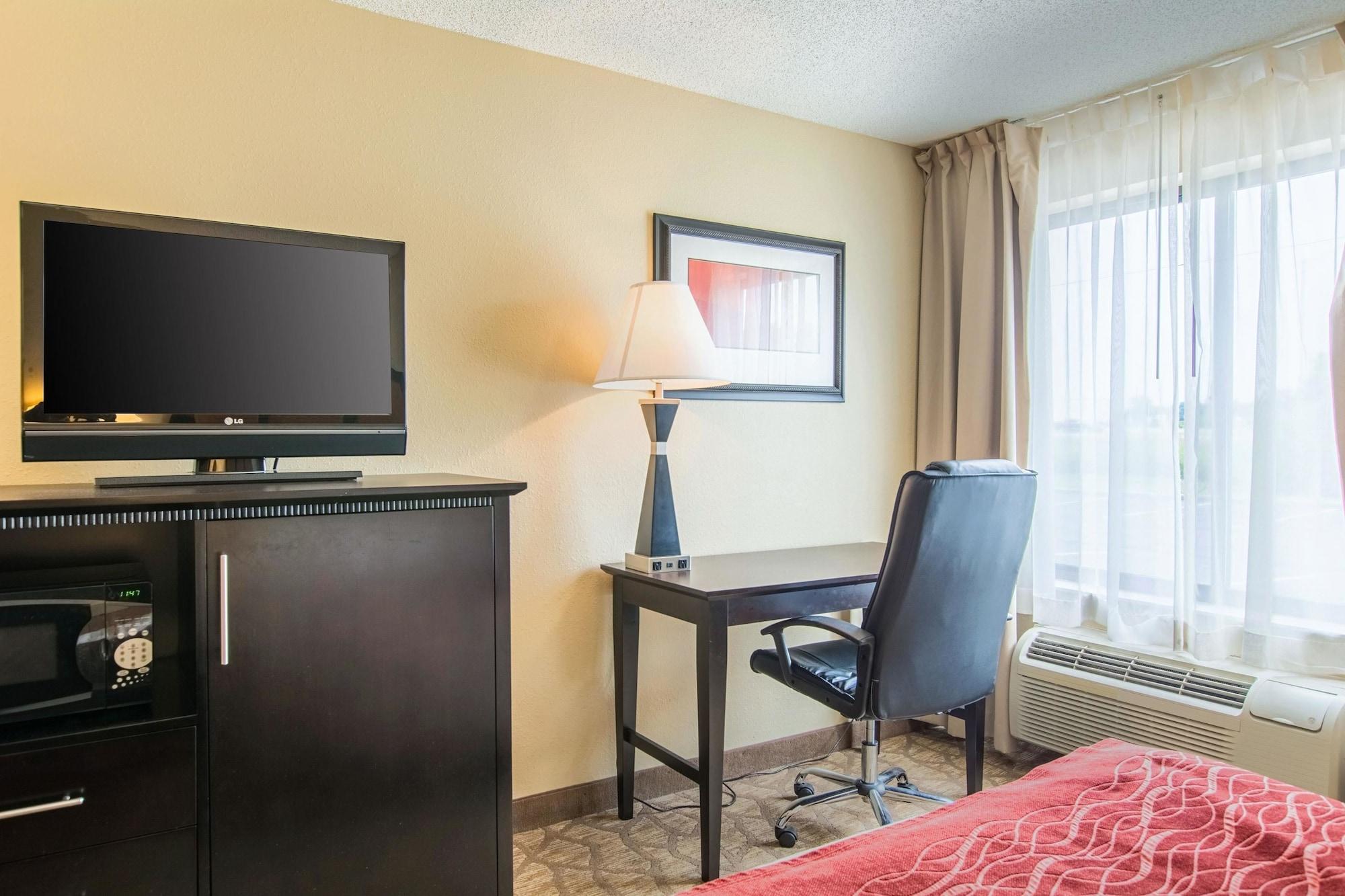 Comfort Inn Evansville East מראה חיצוני תמונה