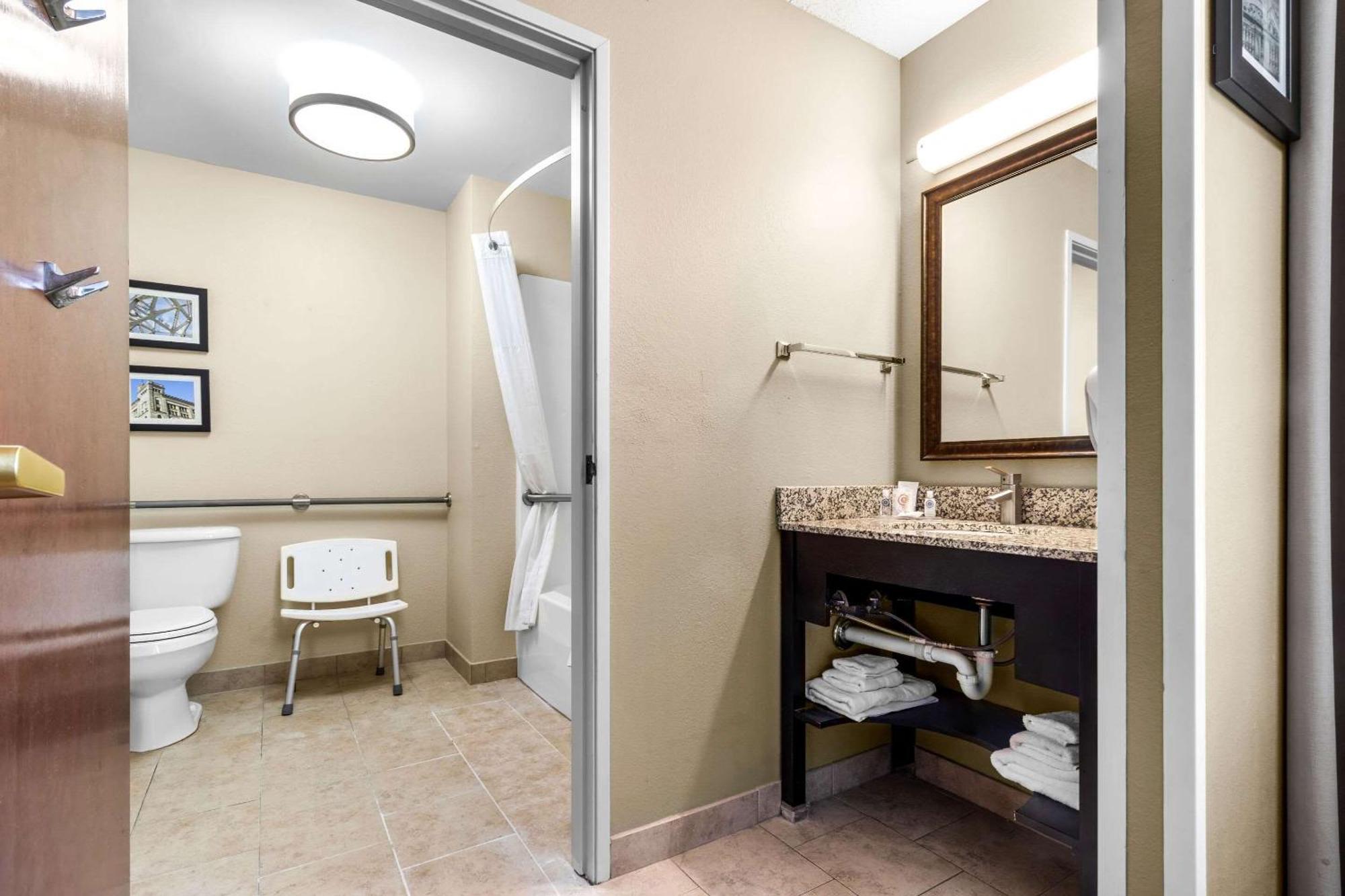 Comfort Inn Evansville East מראה חיצוני תמונה