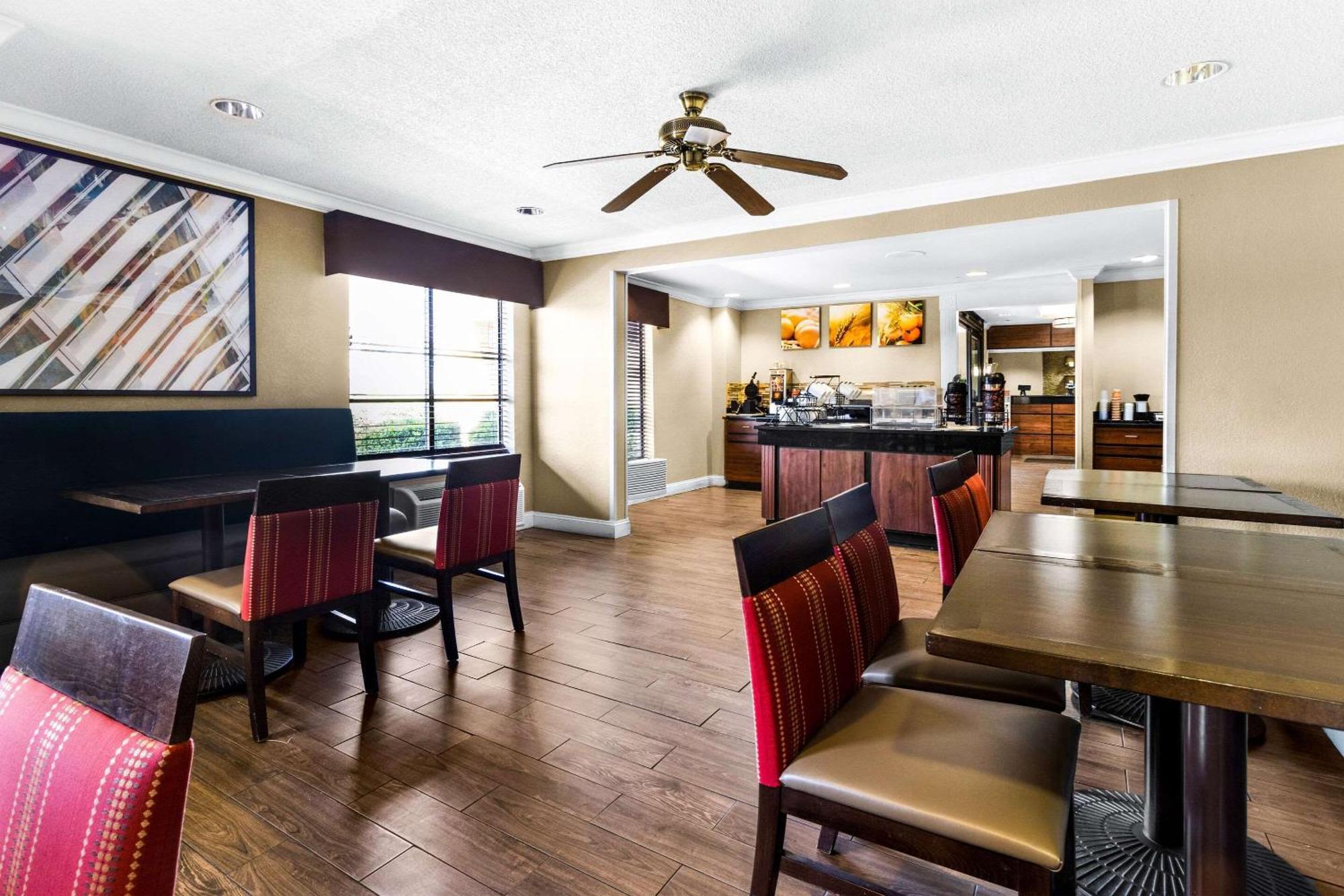 Comfort Inn Evansville East מראה חיצוני תמונה