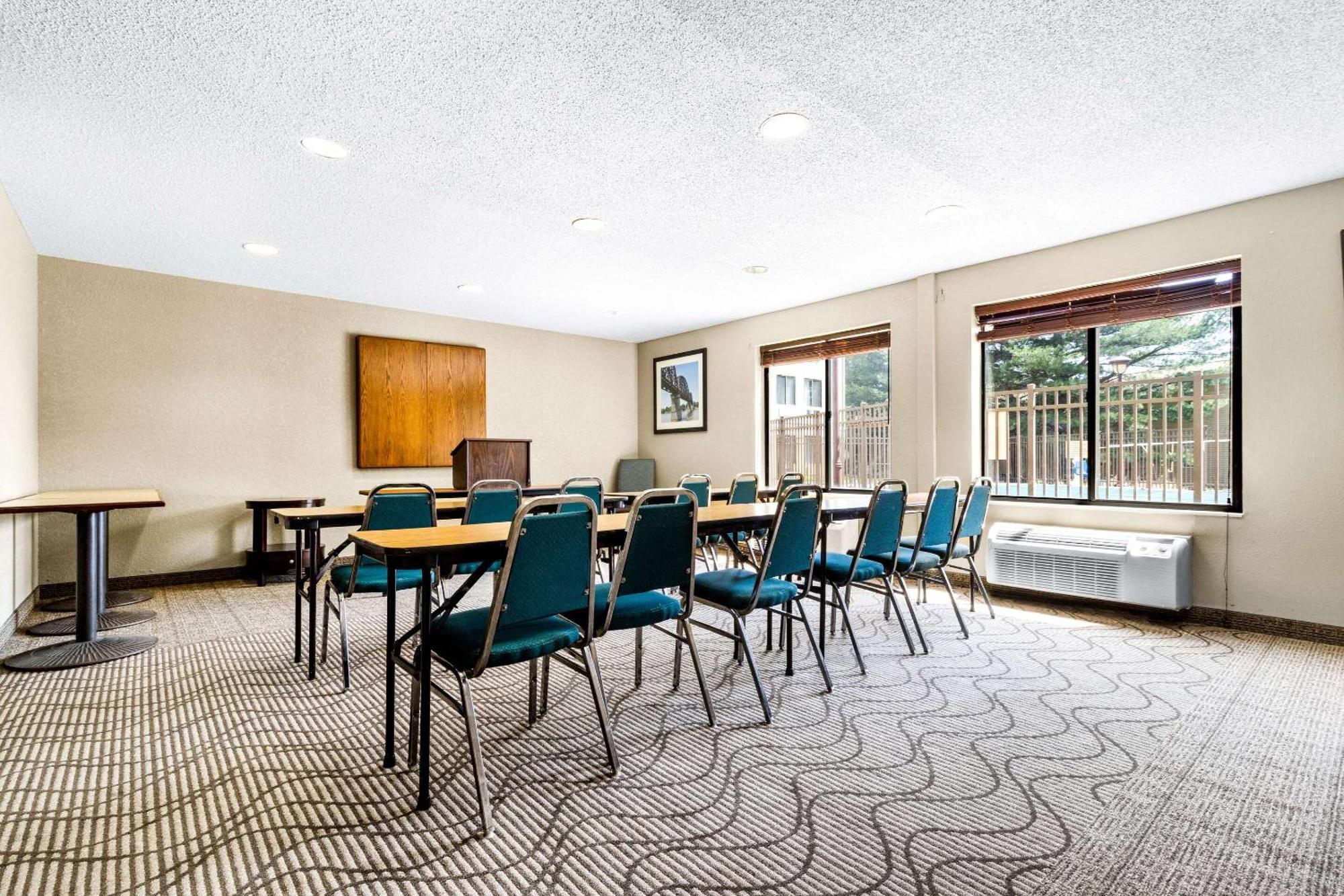 Comfort Inn Evansville East מראה חיצוני תמונה